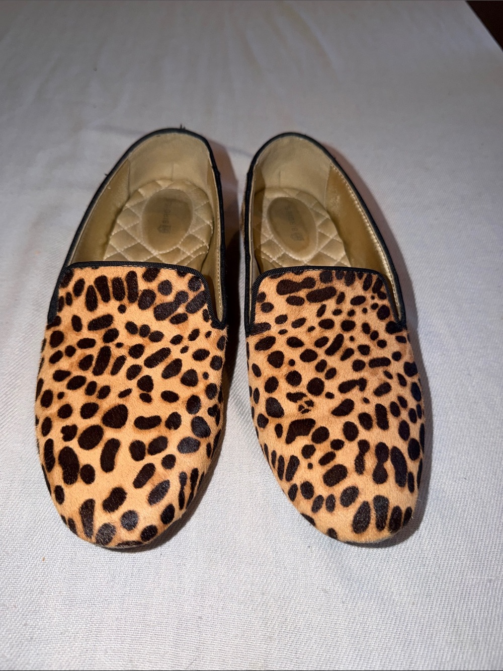 Birdies cheetah leopard print in EUC SZ 8